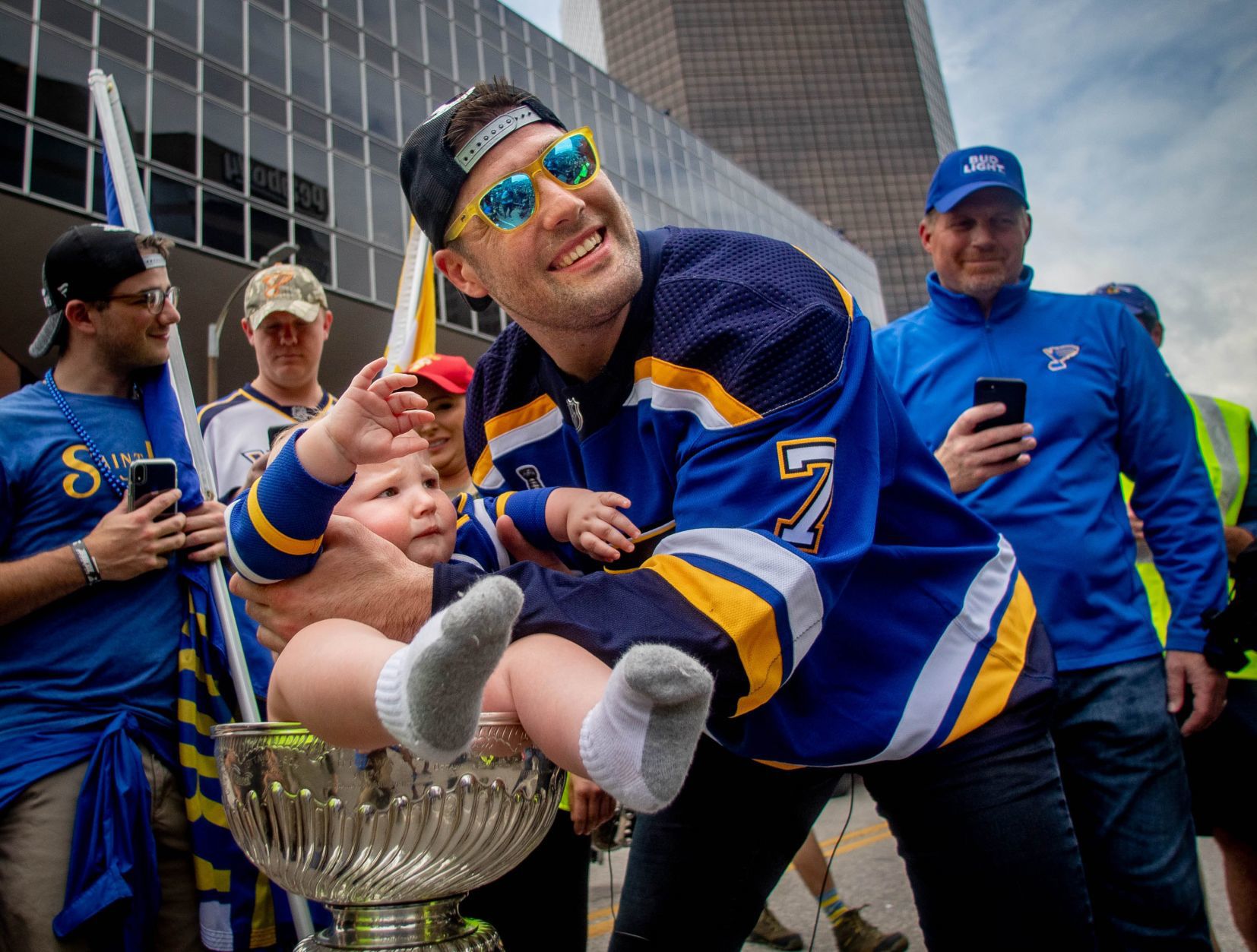 St. Louis Blues, fans celebrate Stanley Cup victory
